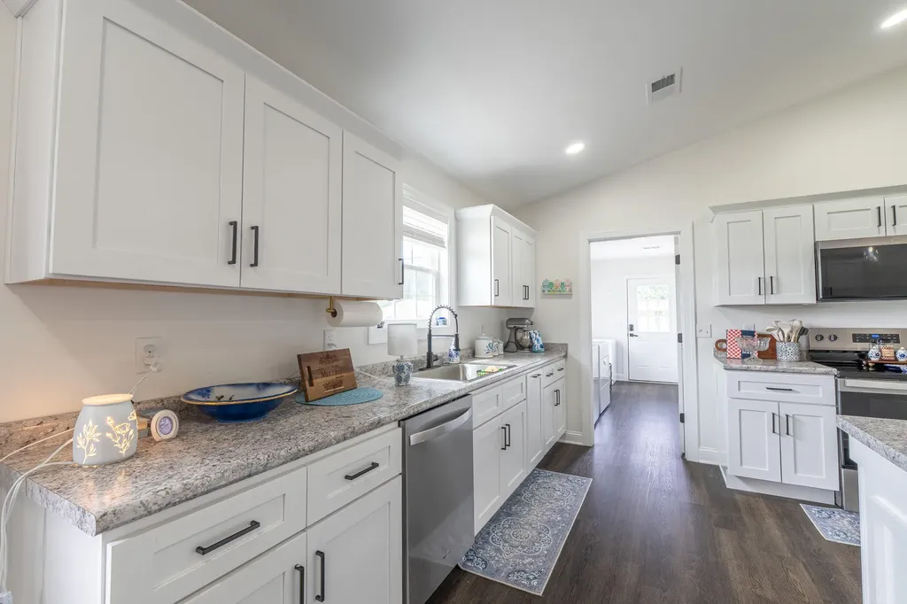 447 Highway 1676 Science Hill KY 42553
