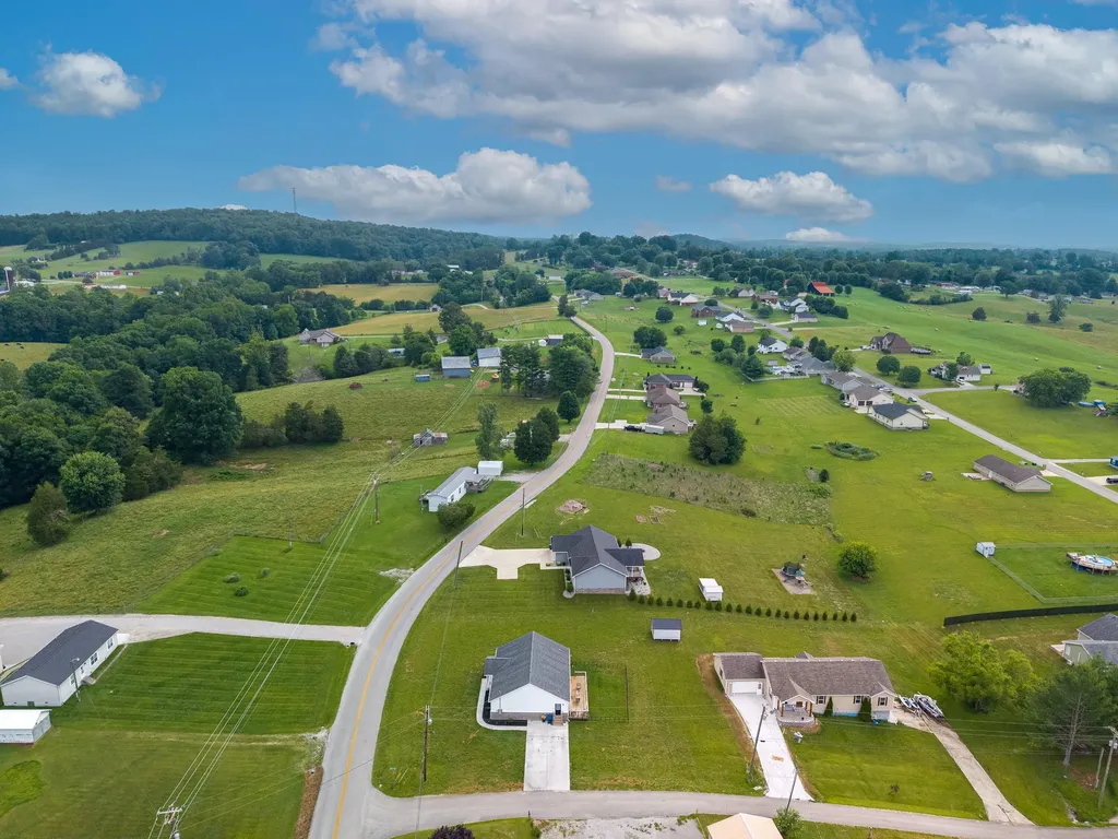 447 Highway 1676 Science Hill KY 42553