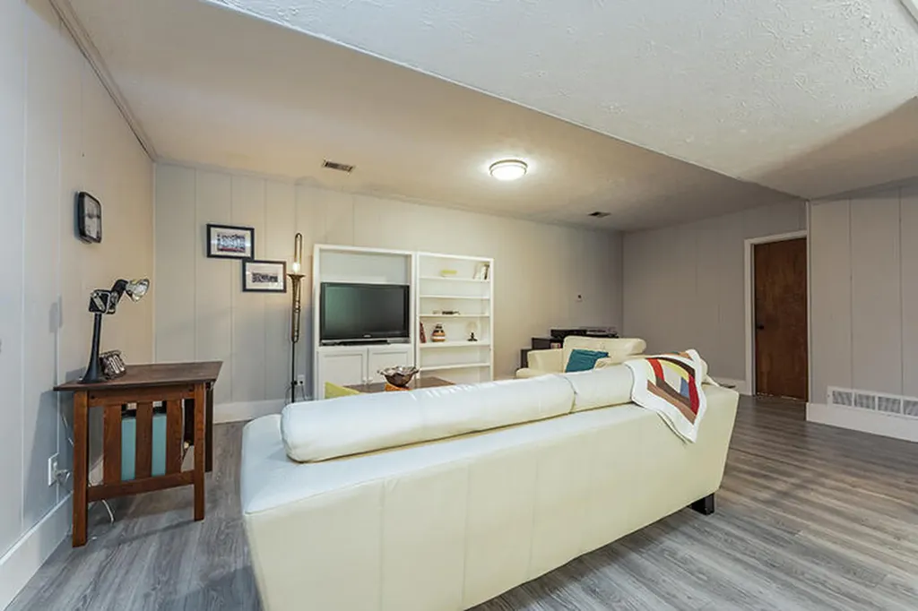 3700 Forest Green Drive Lexington KY 40517