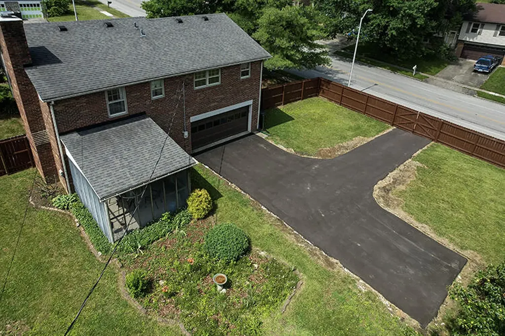 3700 Forest Green Drive Lexington KY 40517
