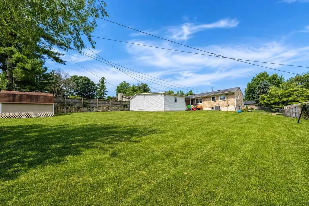 3006 Lynnwood Drive Paris KY 40361