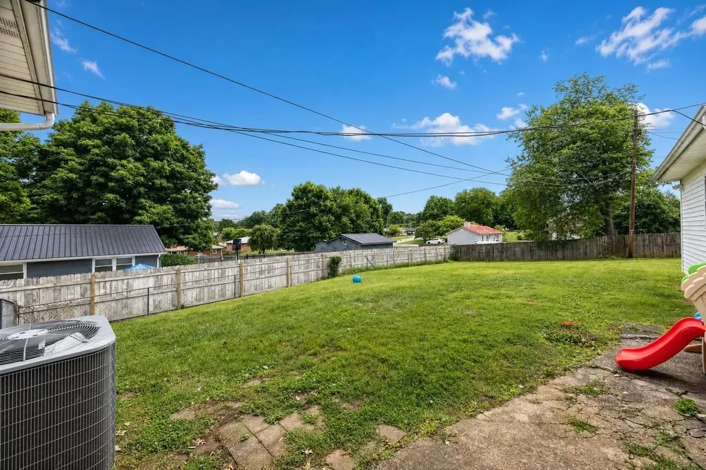 3006 Lynnwood Drive Paris KY 40361