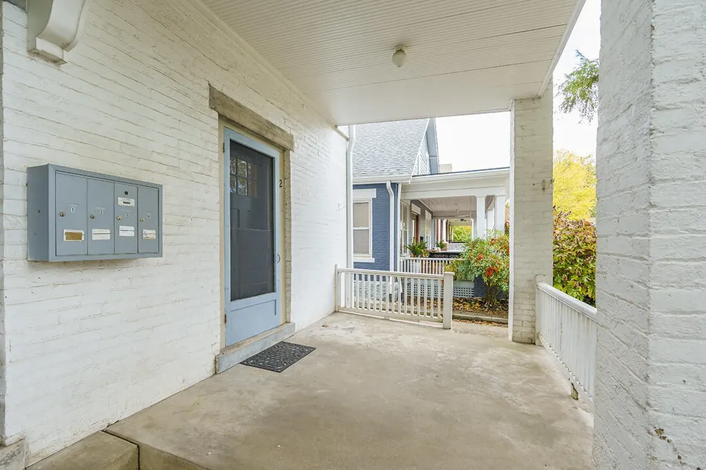 51 Mentelle Park Lexington KY 40502