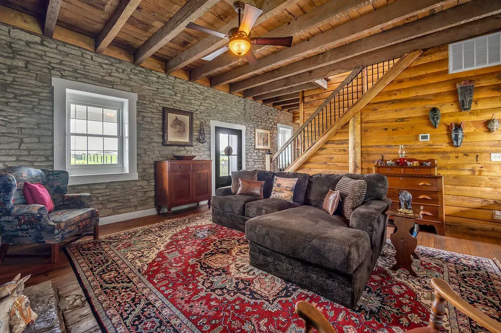 1378 Brentsville Road Paris KY 40361