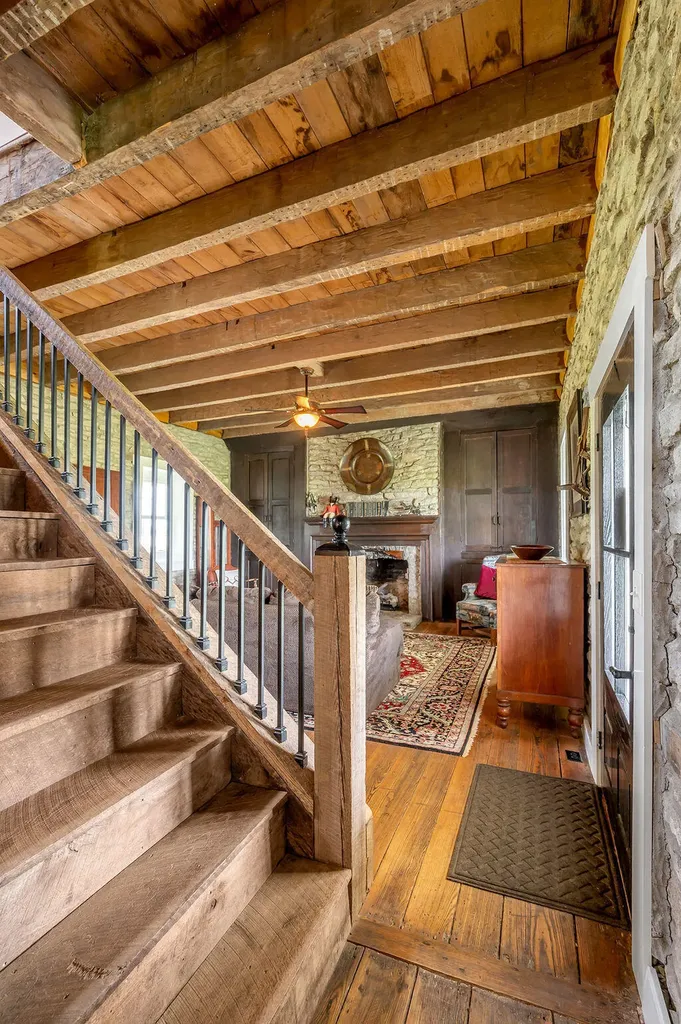 1378 Brentsville Road Paris KY 40361