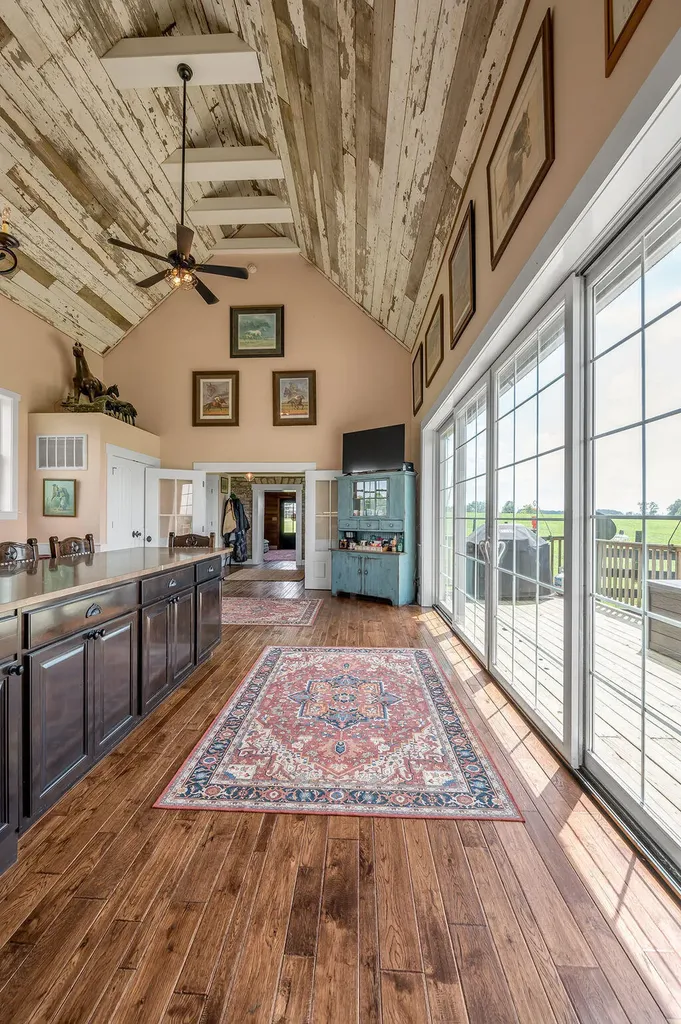 1378 Brentsville Road Paris KY 40361