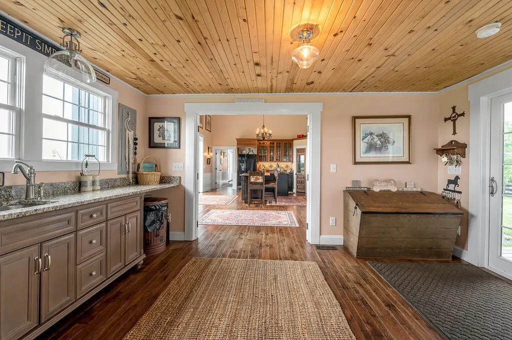 1378 Brentsville Road Paris KY 40361