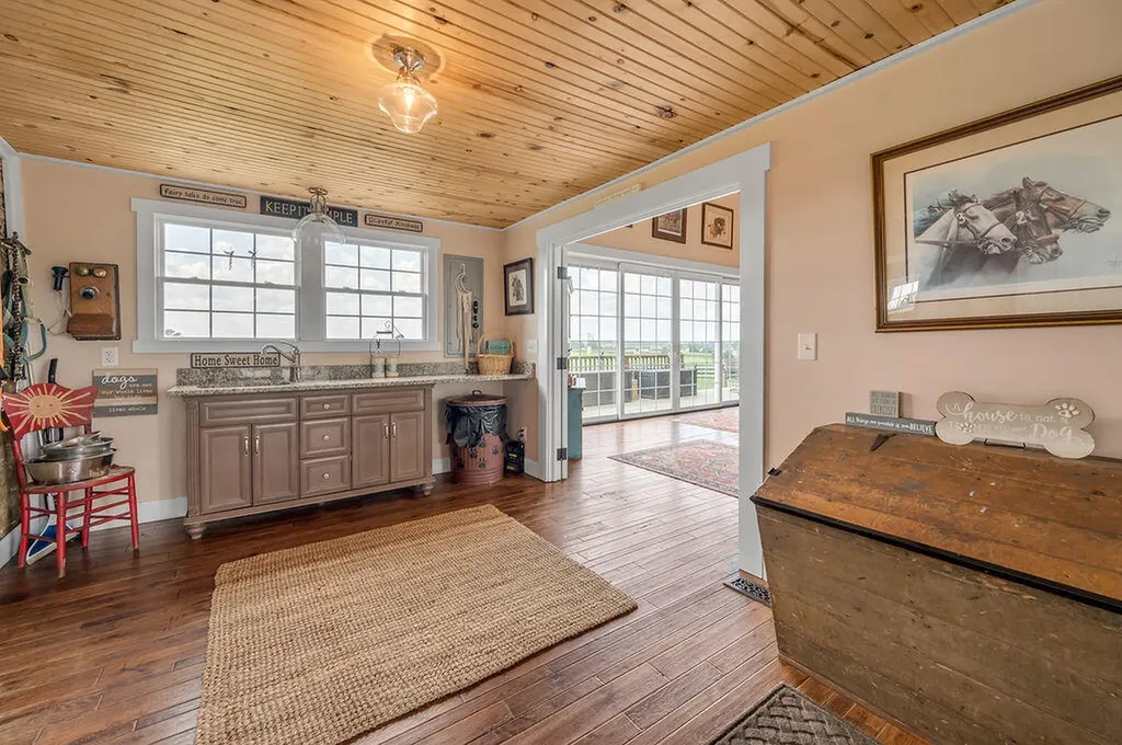 1378 Brentsville Road Paris KY 40361