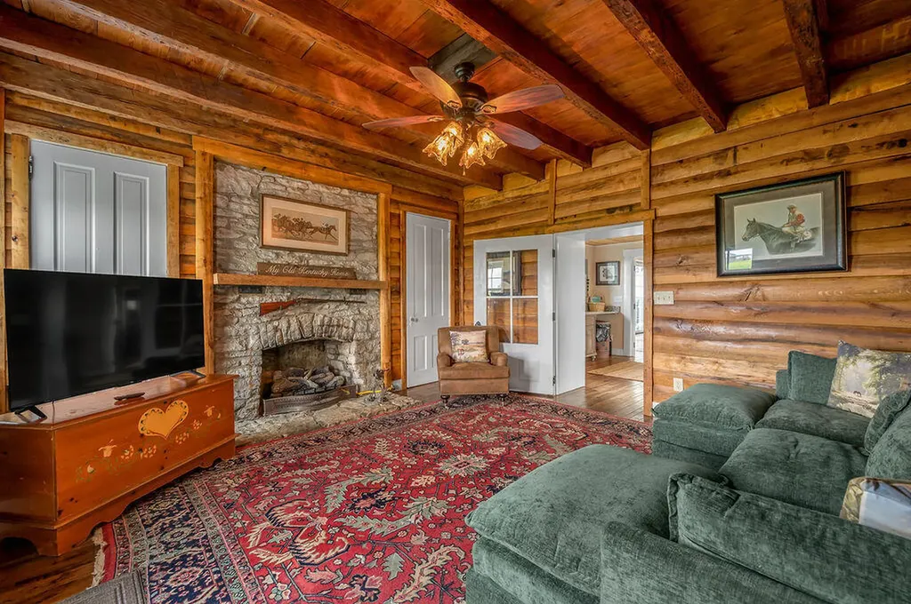 1378 Brentsville Road Paris KY 40361