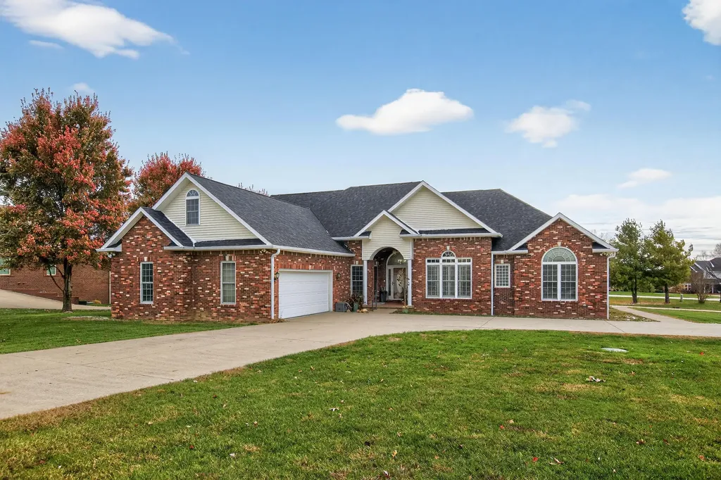230 Rose Wood Drive Lebanon KY 40033