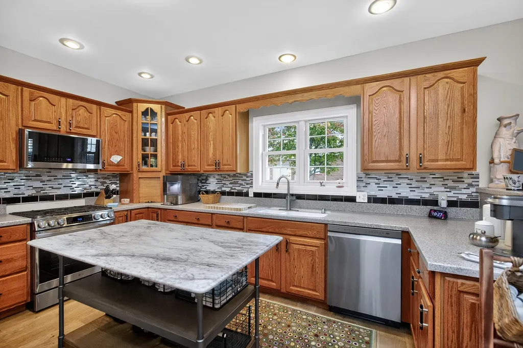 230 Rose Wood Drive Lebanon KY 40033