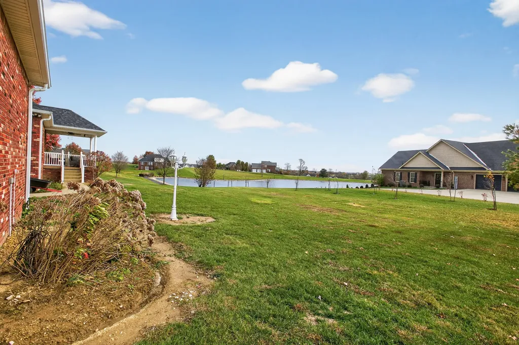 230 Rose Wood Drive Lebanon KY 40033