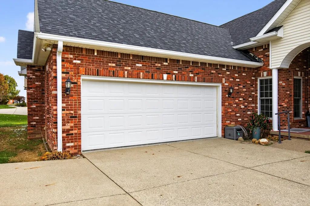 230 Rose Wood Drive Lebanon KY 40033