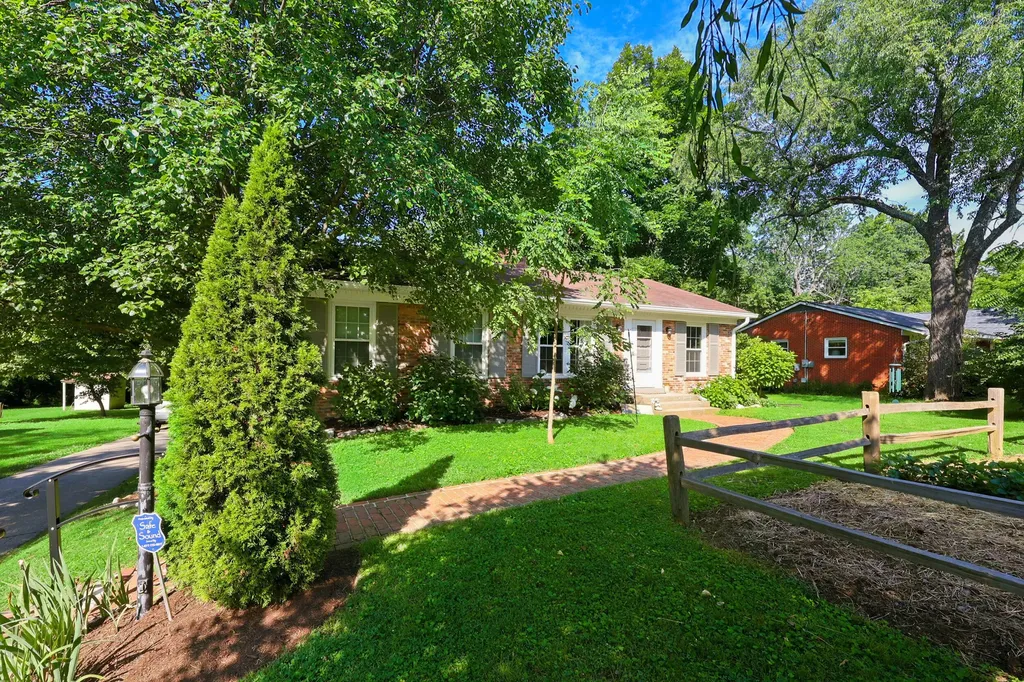 260 Swigert Avenue Lexington KY 40505