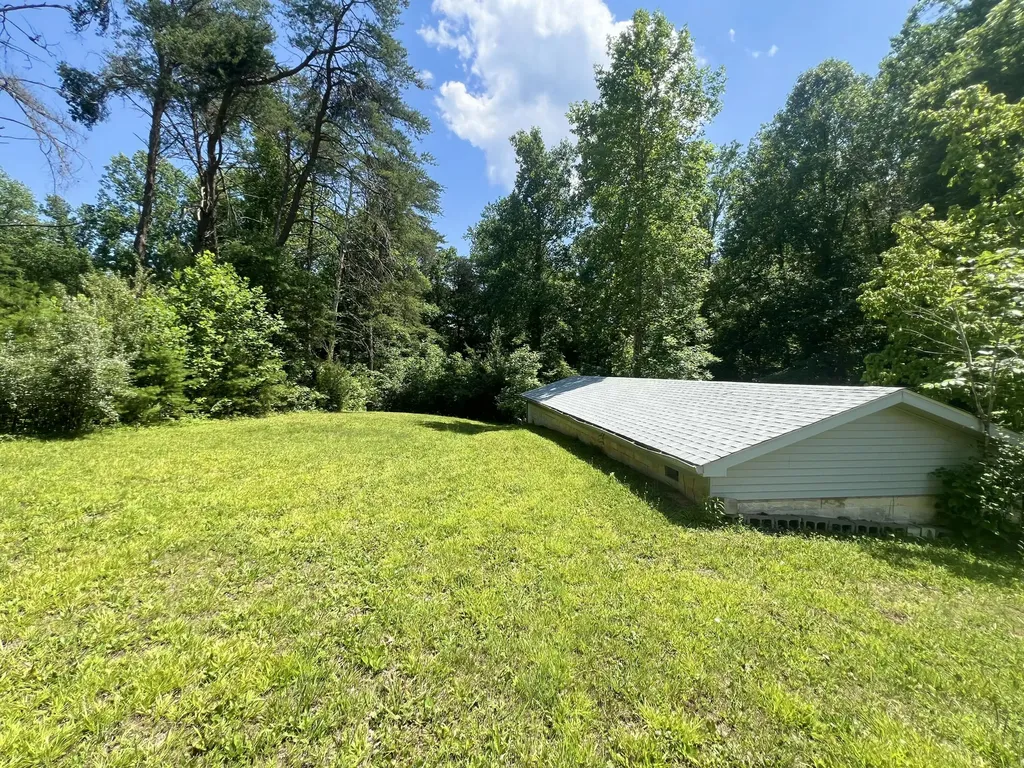 227 Little Louisville Road Jamestown KY 42629
