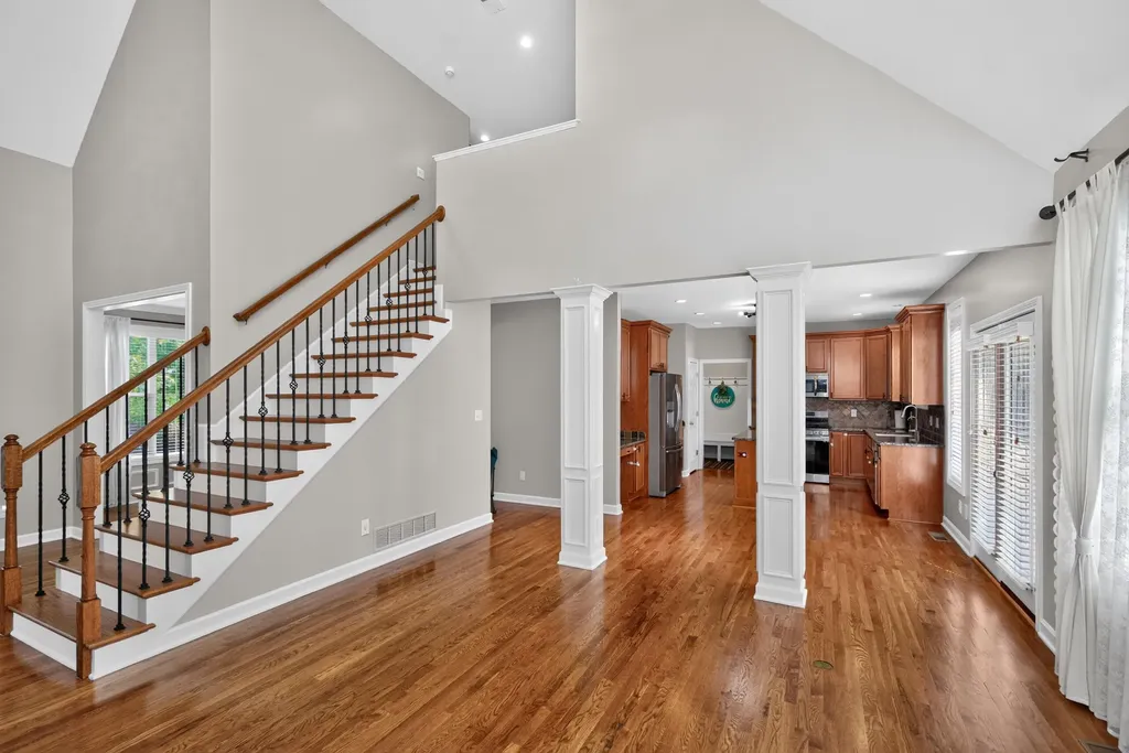 2768 Red Leaf Drive Lexington KY 40509