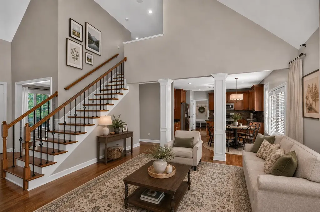 2768 Red Leaf Drive Lexington KY 40509