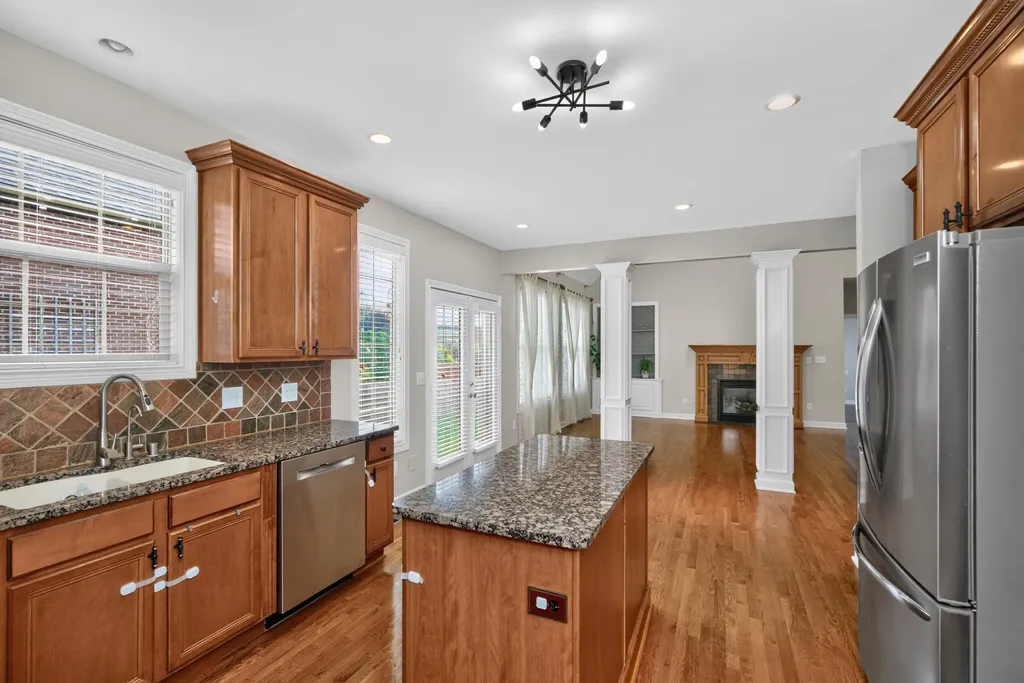 2768 Red Leaf Drive Lexington KY 40509