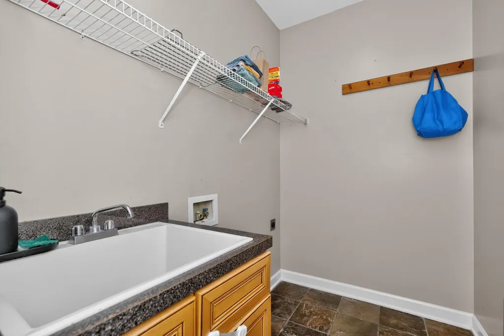 2768 Red Leaf Drive Lexington KY 40509