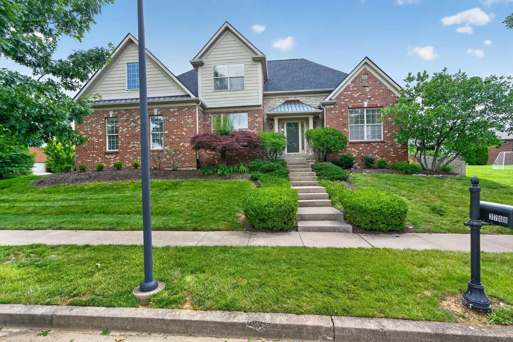 2768 Red Leaf Drive Lexington KY 40509