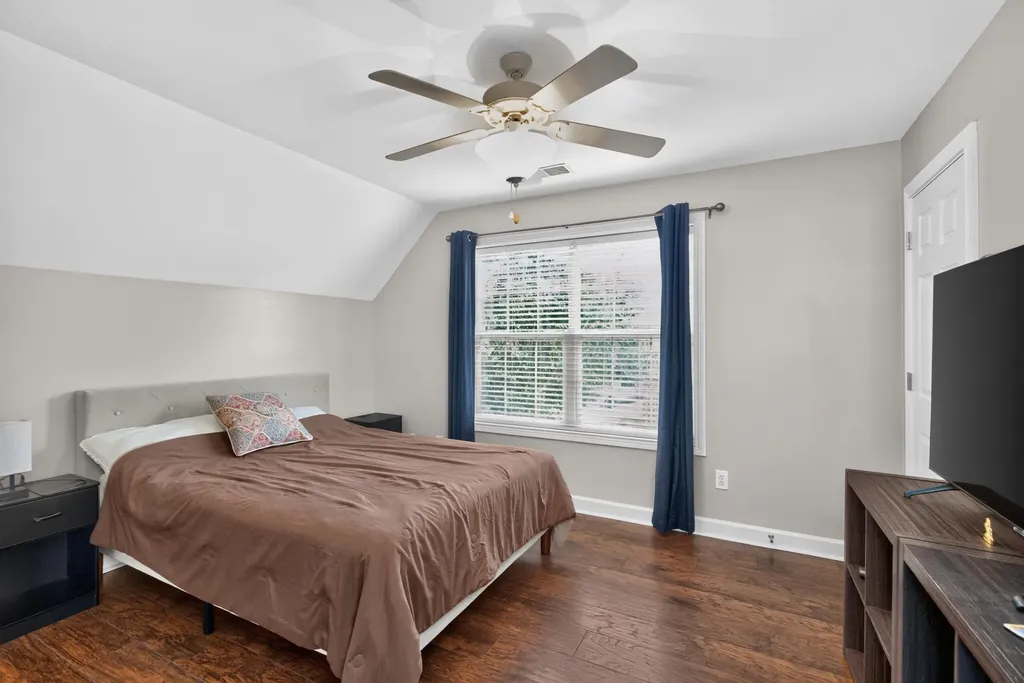 2768 Red Leaf Drive Lexington KY 40509