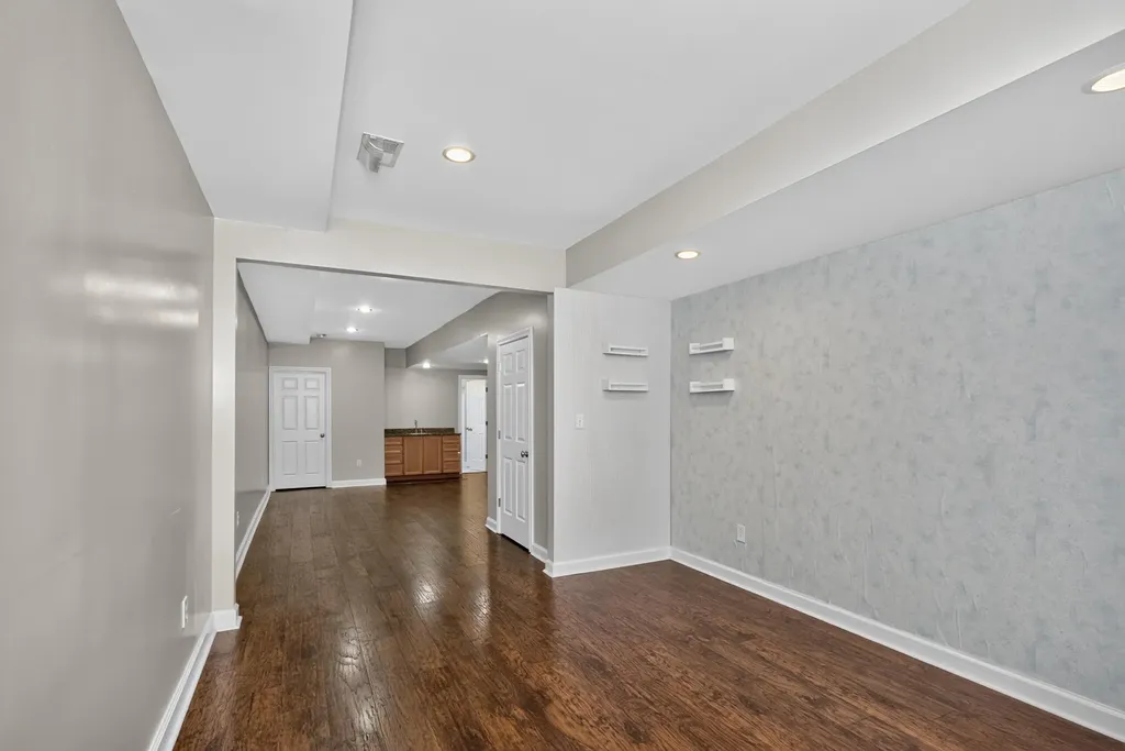 2768 Red Leaf Drive Lexington KY 40509