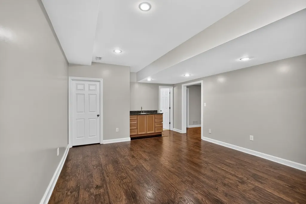 2768 Red Leaf Drive Lexington KY 40509