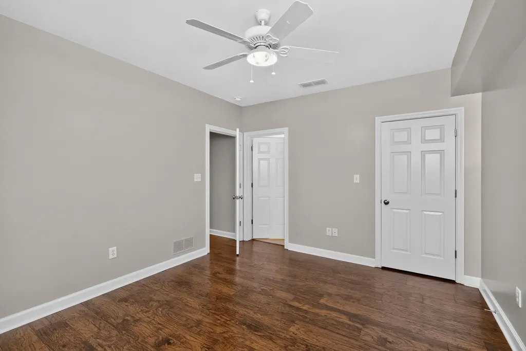 2768 Red Leaf Drive Lexington KY 40509