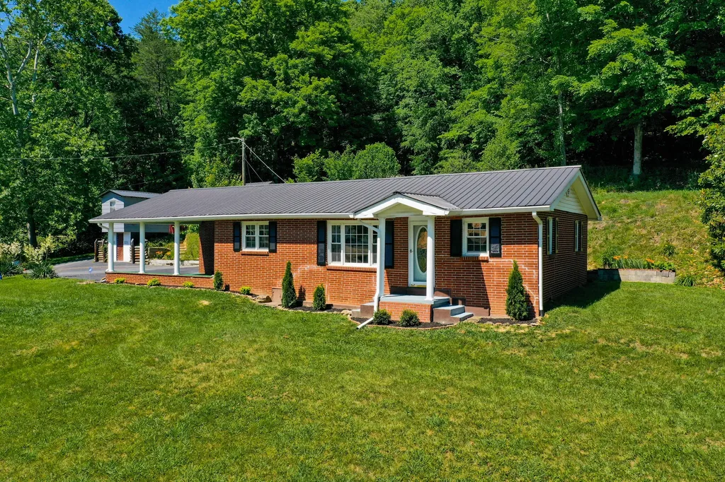 240 Us-421 Mckee KY 40447