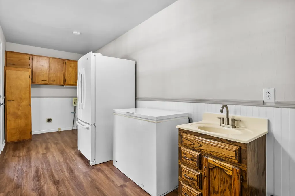 240 Us-421 Mckee KY 40447
