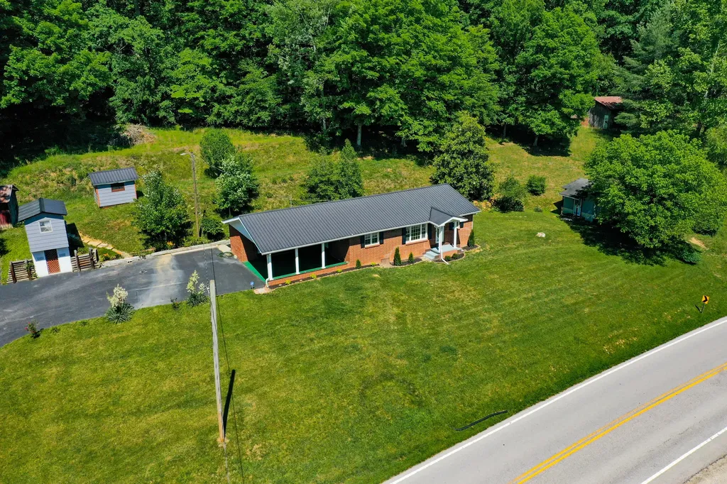 240 Us-421 Mckee KY 40447