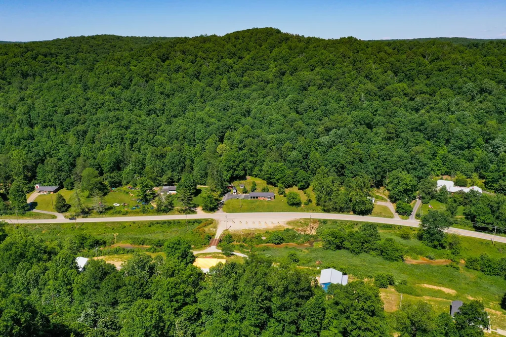 240 Us-421 Mckee KY 40447