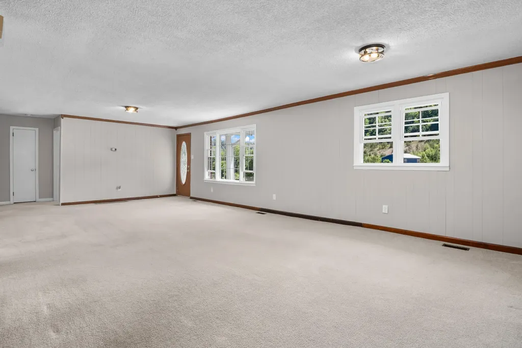 240 Us-421 Mckee KY 40447