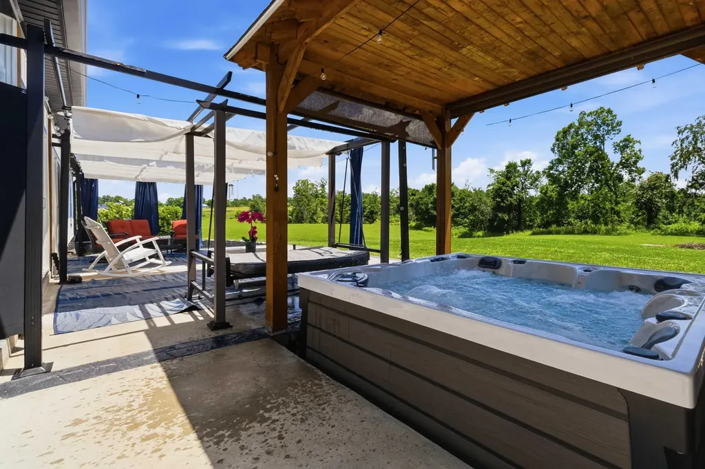 271 Bluegrass Meadows Somerset KY 42503