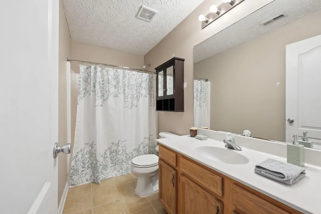 630 Miles Road Nicholasville KY 40356