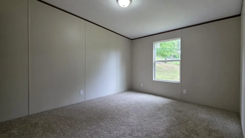 690 Huff School Road Mckee KY 40447