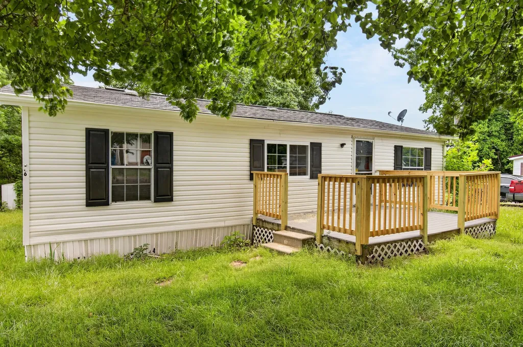 536 Pinkston Court Harrodsburg KY 40330