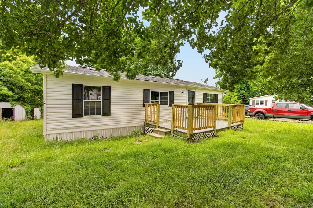 536 Pinkston Court Harrodsburg KY 40330