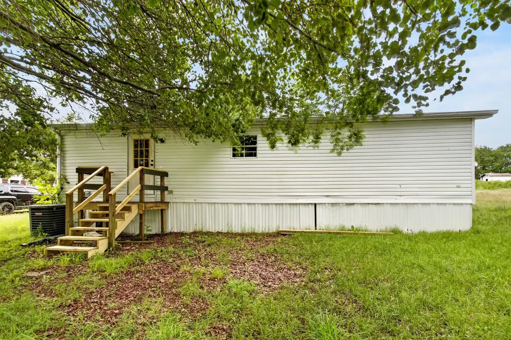536 Pinkston Court Harrodsburg KY 40330