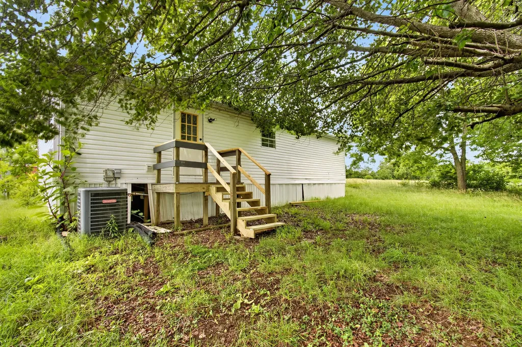 536 Pinkston Court Harrodsburg KY 40330