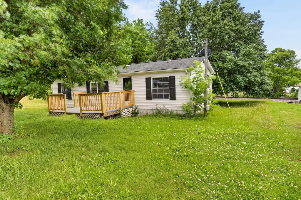 536 Pinkston Court Harrodsburg KY 40330