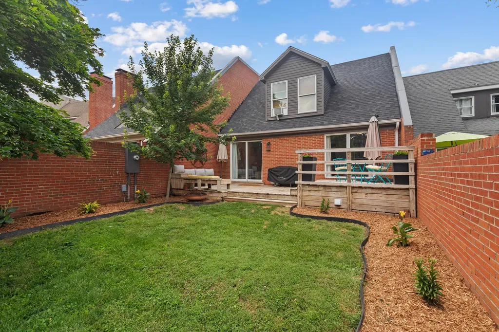 113 Locust Hill Drive Frankfort KY 40601