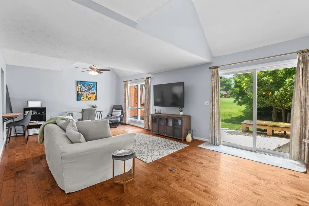 113 Locust Hill Drive Frankfort KY 40601