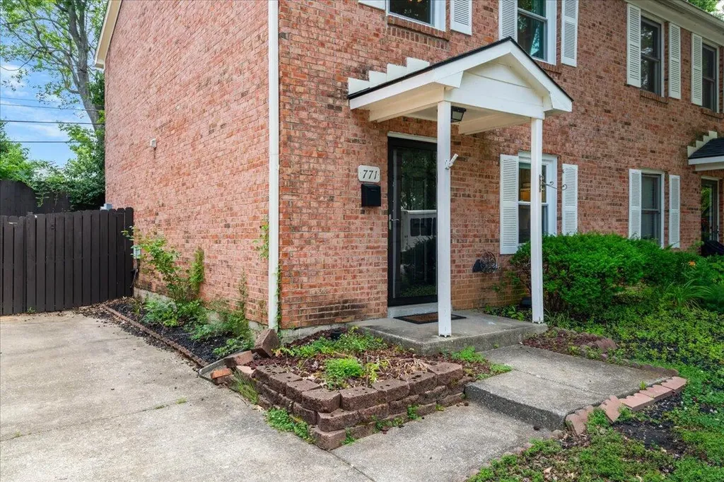 771 Spring Meadows Drive Lexington KY 40504