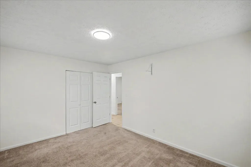 304 Oakwood Drive Lawrenceburg KY 40342