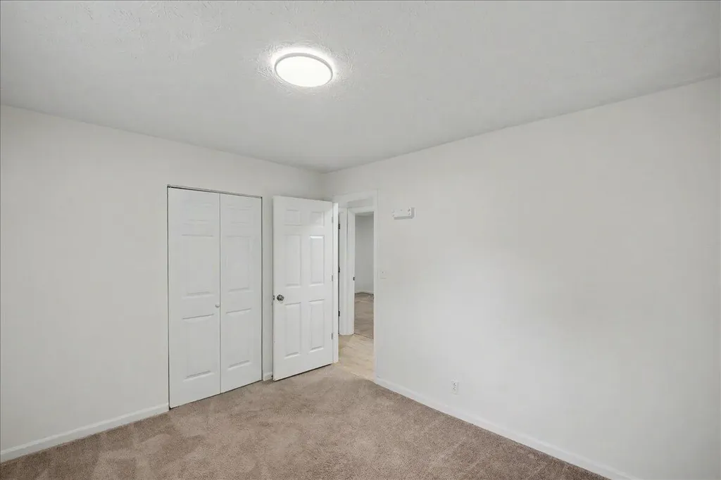 304 Oakwood Drive Lawrenceburg KY 40342