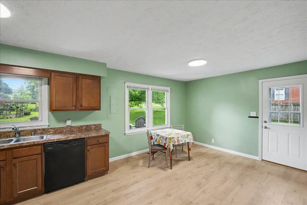 304 Oakwood Drive Lawrenceburg KY 40342