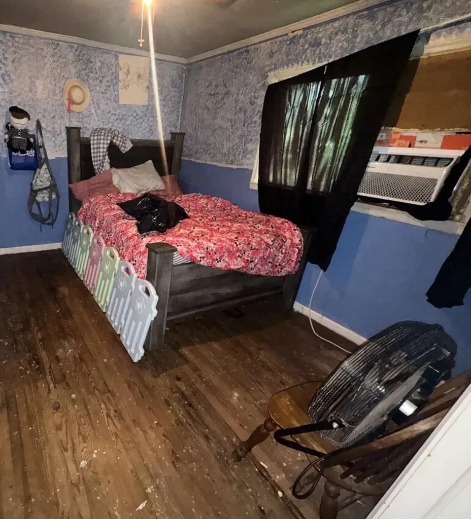 3237 Kentucky 610 Virgie KY 41572