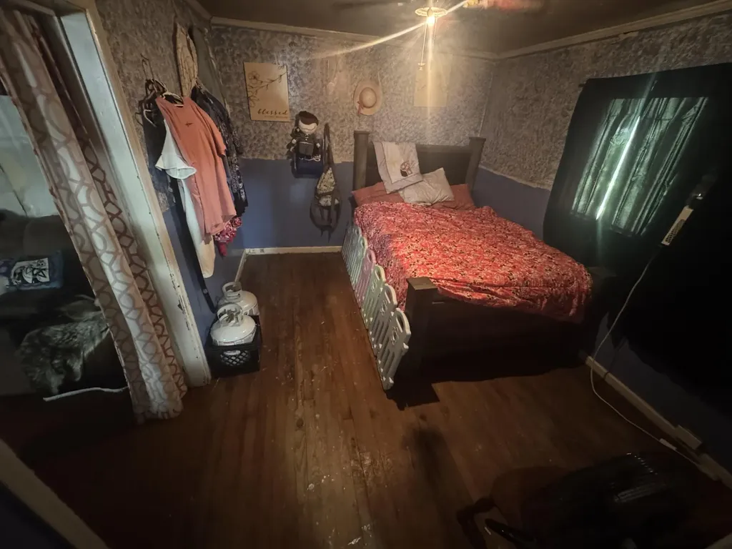 3237 Kentucky 610 Virgie KY 41572