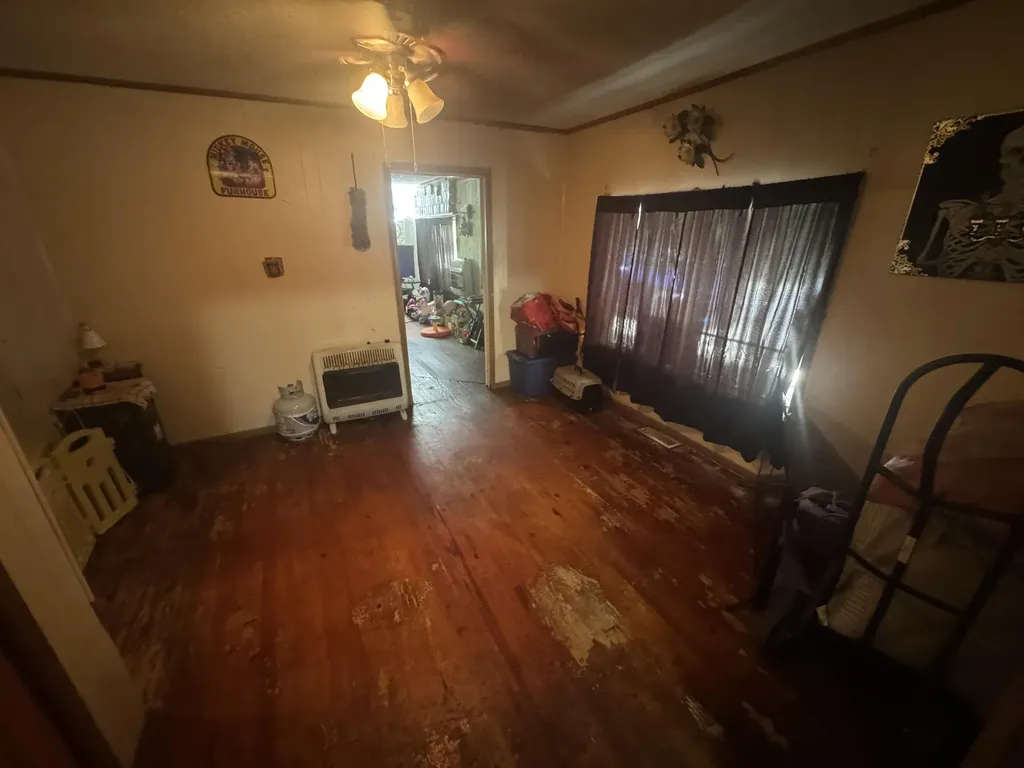 3237 Kentucky 610 Virgie KY 41572